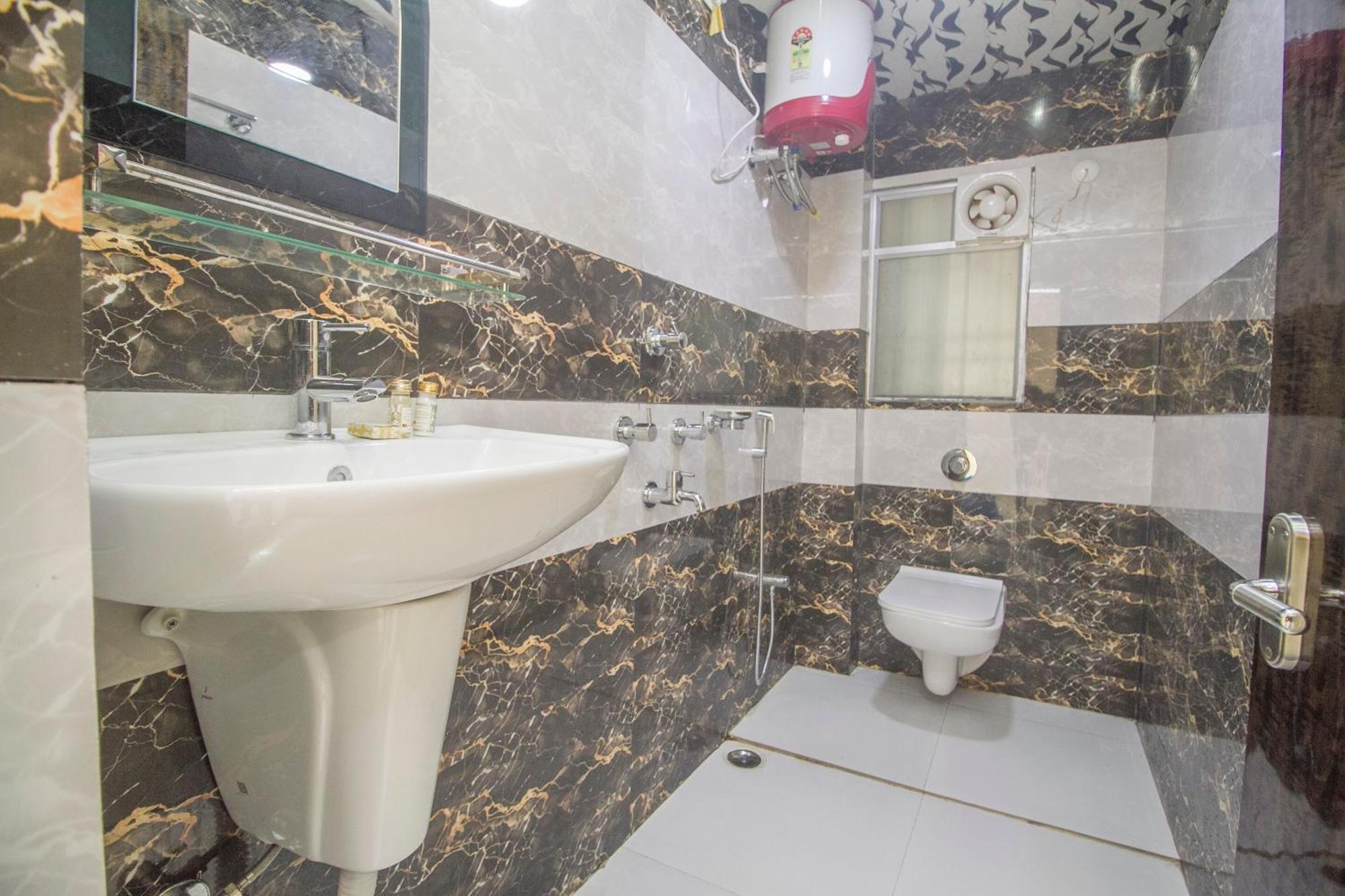 Capital O Stay In Koch Bihar Ngoại thất bức ảnh