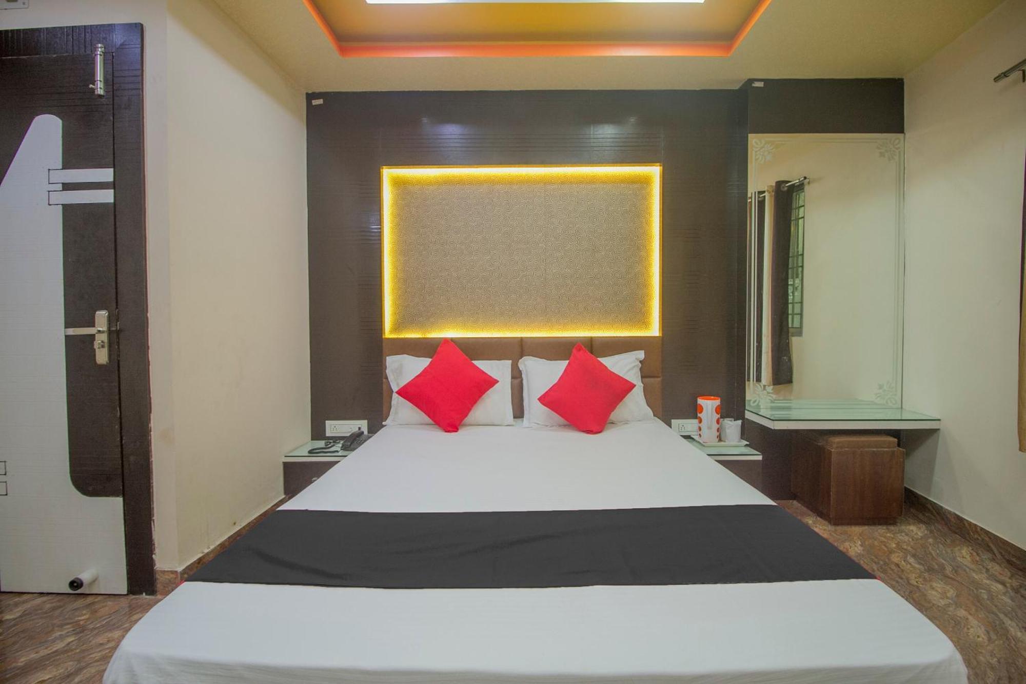 Capital O Stay In Koch Bihar Ngoại thất bức ảnh